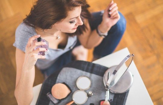 Damskie perfumy – jakie podobają się mężczyznom?