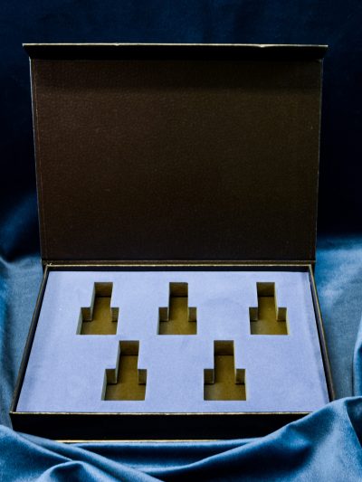 Eleganckie pudełko na próbki perfum 5x10ml