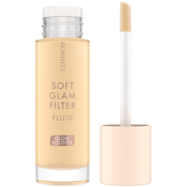 Catrice Soft Glam Filter rozświetlający fluid do twarzy 010 Fair Light 30ml