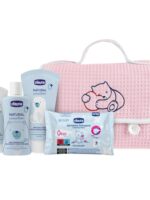 Chicco Natural Sensation Pink zestaw płyn do mycia ciała i włosów 200ml + balsam do ciała 150ml + krem do pieluszki 4w1 100ml + chusteczki nawilżane 16szt