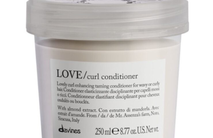 Davines Essential Haircare Love Curl Conditioner proteinowa odżywka do włosów kręconych 250ml