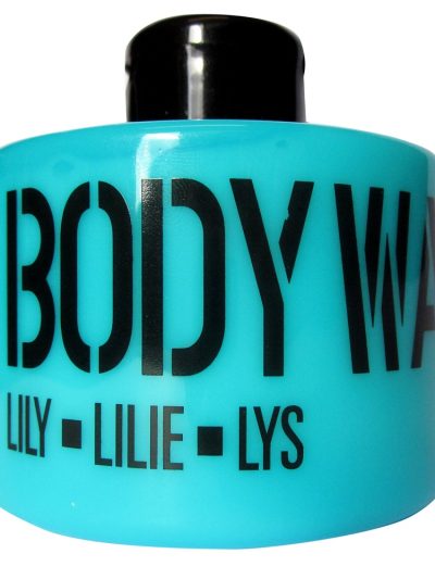 Stackable Blue żel pod prysznic o zapachu lilii 300ml