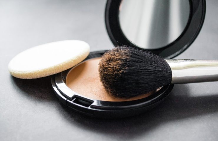 Jaki jest najlepszy puder do twarzy? Ranking pudrów!