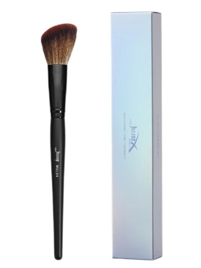 JESSUP Angled Blush Brush skośny pędzel do różu MUL04